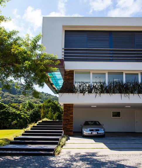 CASA J.M.